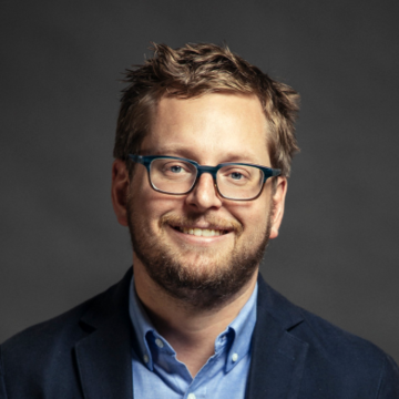 portrait of Wesley Longhofer 